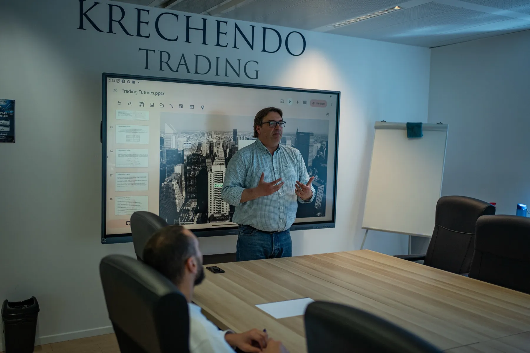 La salle de marchés du groupe Krechendo